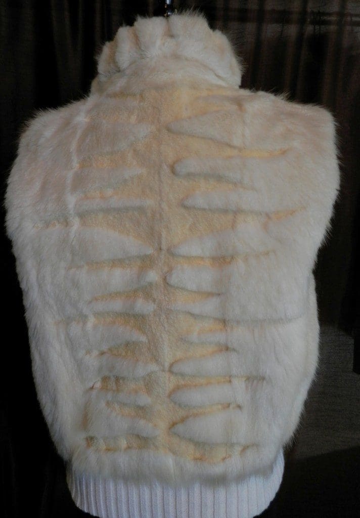 Oyster Bleached Beaver with Sheared Grooving Zip Vest5