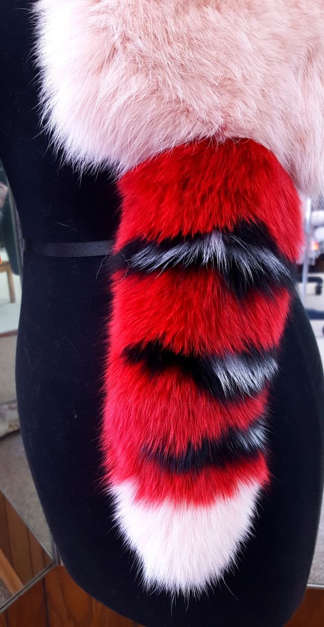 Red Onyx Fox Fur Boa Scarf Fling - A.J. Ugent Furs %