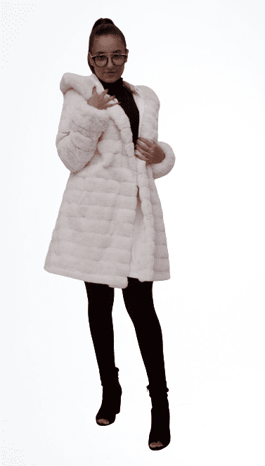2144 Ivonne Bon Marie Fernandez 10 31 2020 VIRTUAL SHOW FUR SEGMENT removebg preview removebg preview