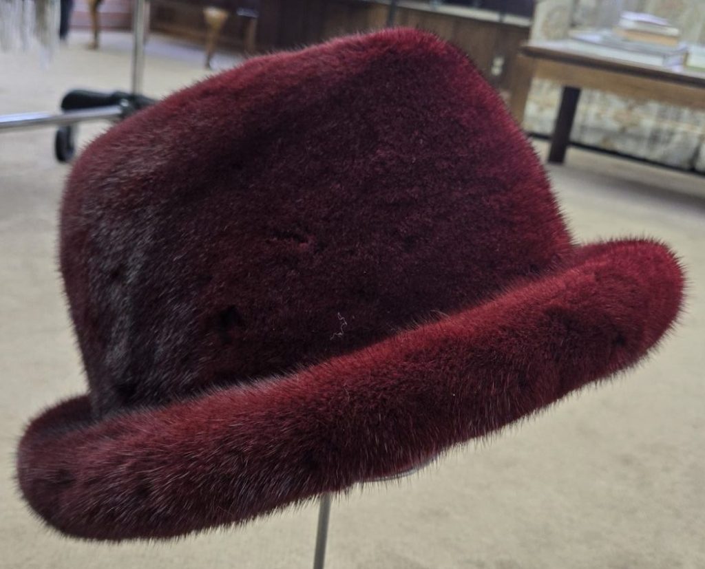 burgundy mink fur hat